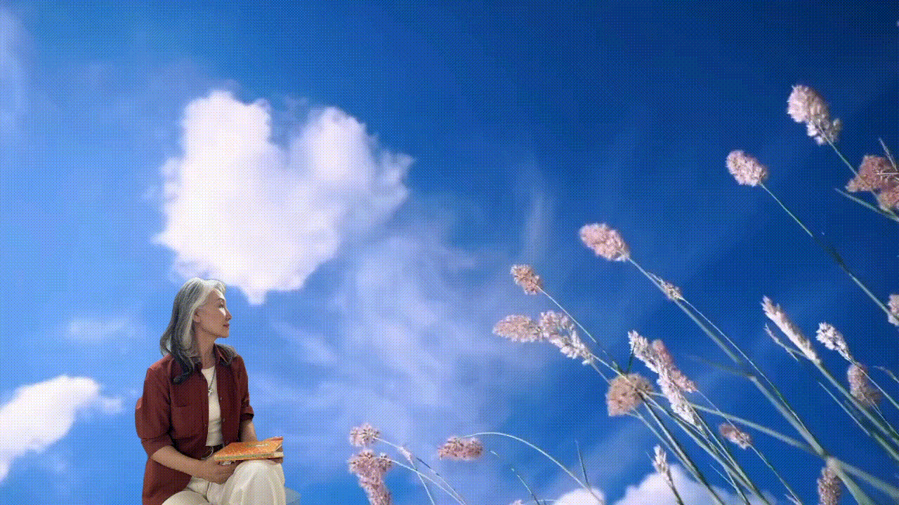 散文《一缕银丝在深秋里飘逸》作者/妙郡 诵读/快线 编辑制作/雨杉【花雨馨声】第706期（图4）
