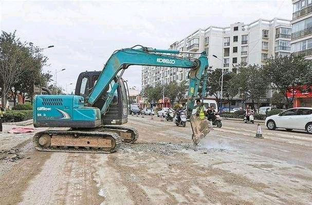 《为什么城市道路年年挖重复挖》 作者:韦民/陕西