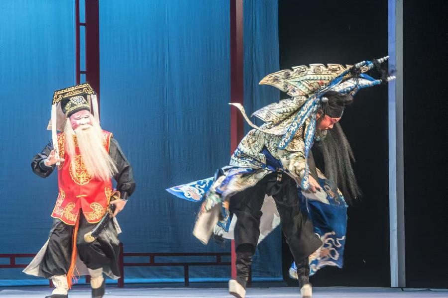 粤剧折子戏《史可法沉江》在广东行当展演获好评(图18)