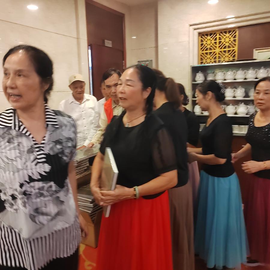 情满知青林 画册显奉献(图20)