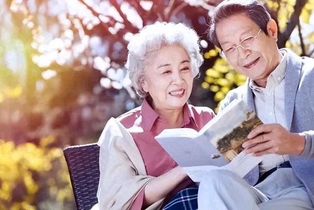 聆听 ‖ 许宏朗诵《退休以后》作者/雷金钟（图6）