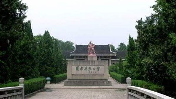 《时代呼唤英雄——新中国第一位特等功臣特级战斗英雄杨根思》文:强军/陕西宝鸡(图18)