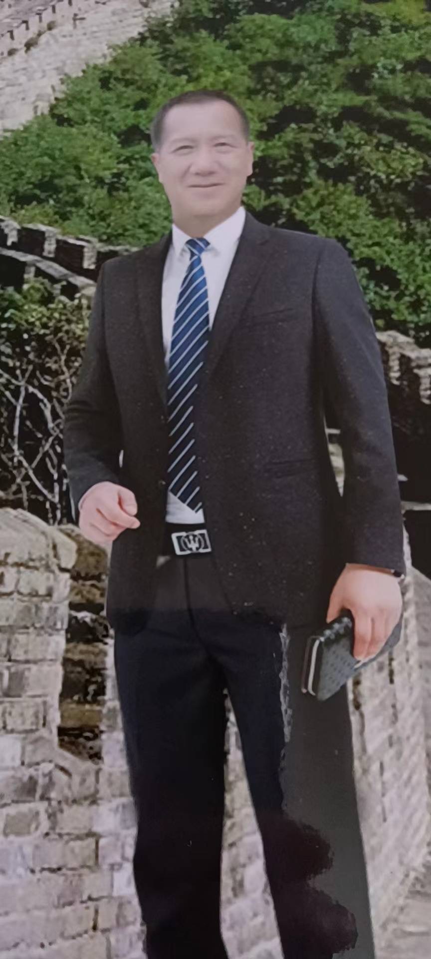 卢进国（09）：惠月朗诵《相约梅花》写在海外头条主播团成立之时｜海外头条（图6）