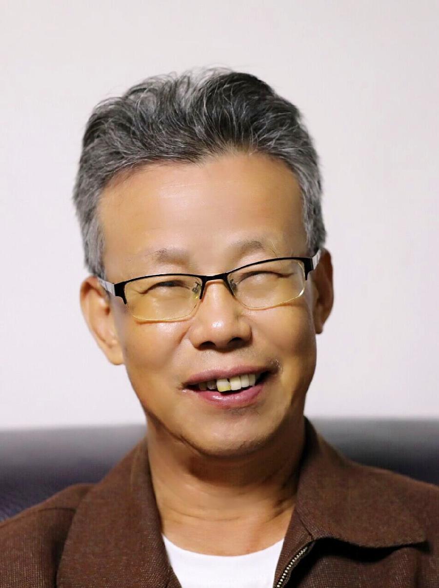 朱守平（20）：李维朗诵《灵江引（自度曲） 恭迎立冬（外二首）写在海外头条主播团成立之时｜海外头条（图6）