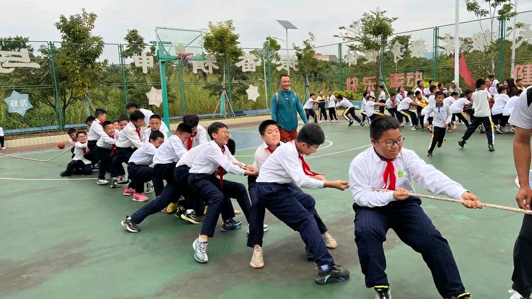 【允美教育集团】西双版纳州允景洪小学 “红领巾爱祖国——共守祖国疆土 共建美好家园”行走的思政课第四期活动(图17)