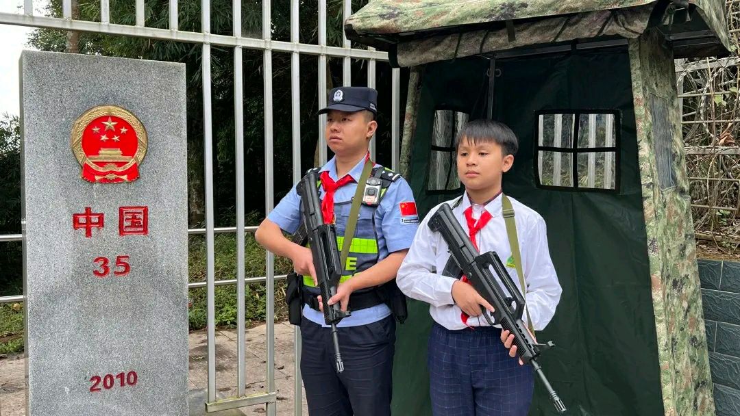【允美教育集团】西双版纳州允景洪小学 “红领巾爱祖国——共守祖国疆土 共建美好家园”行走的思政课第四期活动(图23)