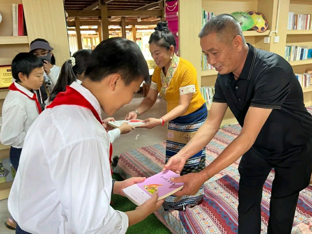 【允美教育集团】西双版纳州允景洪小学 “红领巾爱祖国——共守祖国疆土 共建美好家园”行走的思政课第四期活动(图47)