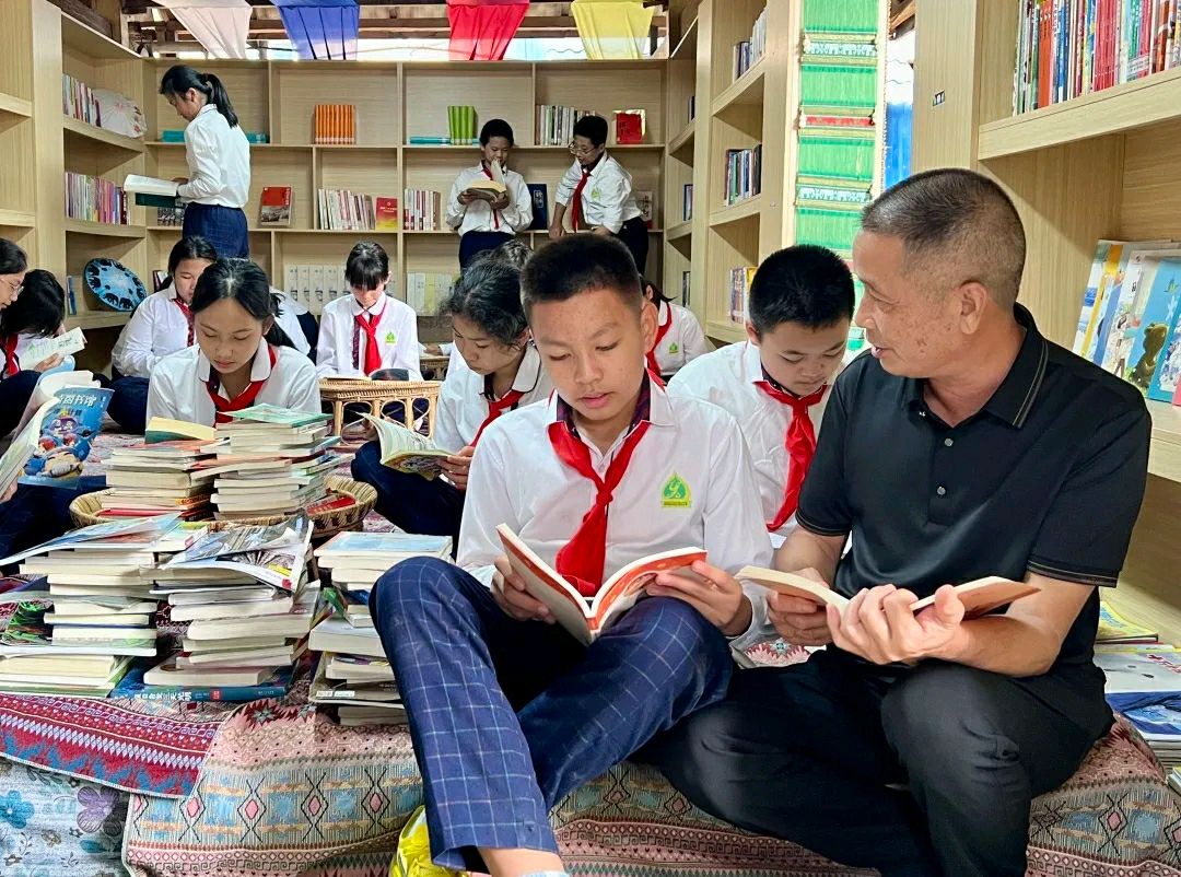 【允美教育集团】西双版纳州允景洪小学 “红领巾爱祖国——共守祖国疆土 共建美好家园”行走的思政课第四期活动(图48)