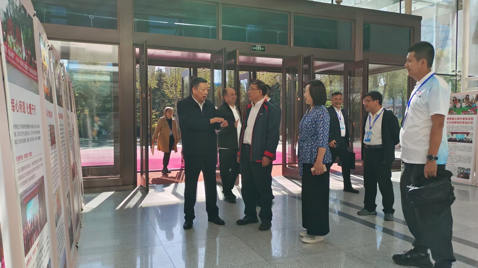 胡耀强:老少残弱生活中的一盏灯——记黑龙江省志愿服务基金会项目经理胡耀强同志关爱老少残弱生活的事迹,作者幸福(图3)