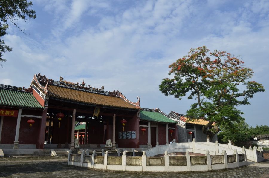七律·游罗定学宫有感 作者/卓顺贵（图5）