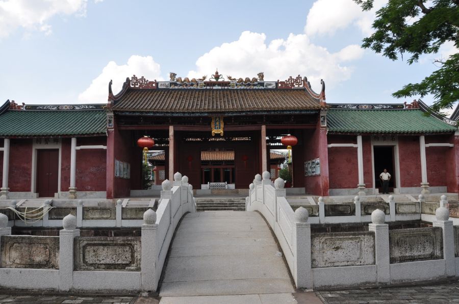 七律·游罗定学宫有感 作者/卓顺贵（图3）