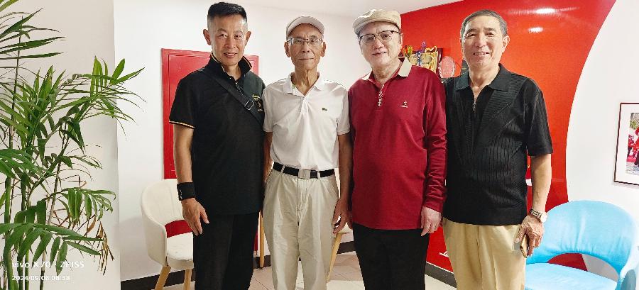 铁石朗诵：《黄浦江大合唱》海外头条（图8）