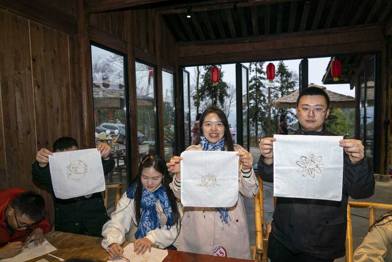 「关工动态」中国铁路成都局集团公司涪陵工务段关团工会联合武隆区团委为路地单身青工筑雀巢(图10)