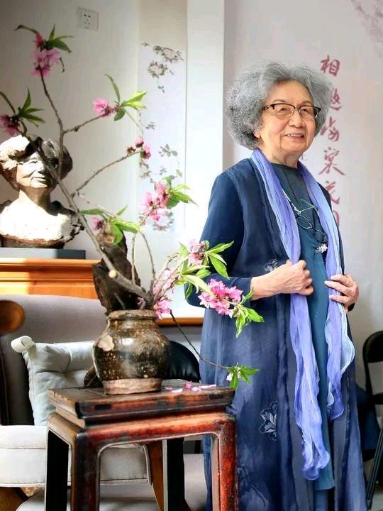 中国楹联野草诗社十二(江苏)研修院082期微刊《沉痛悼念叶嘉莹先生》(图22)