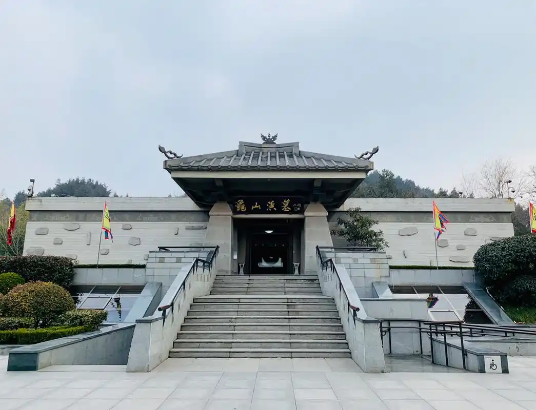 【新山东文学社】《七律.徐州漫兴(五首)》作者/李章海 主播/红叶(图4)