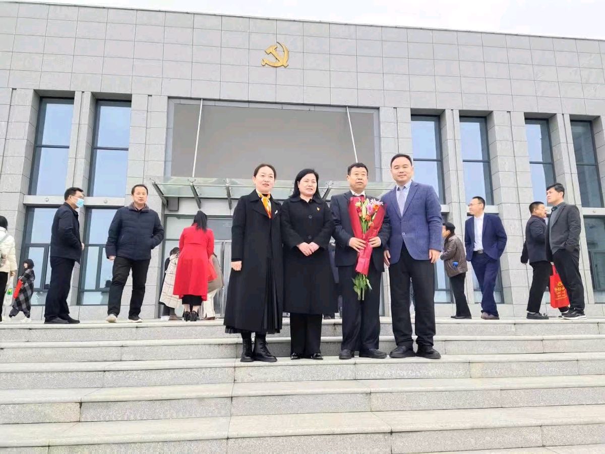 聆听 ‖ 杨秀辉朗诵《感恩今生有您》作者/黄赞高（图13）
