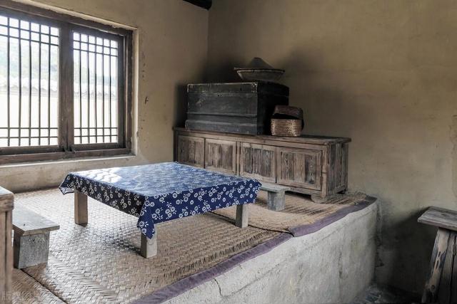 饲养室的故事会 作者:程增庄 主播:蝴蝶兰（图2）