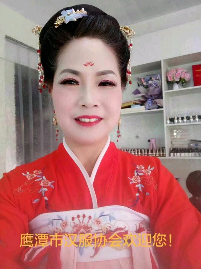 在肖山公园 我看见花儿在绽放|文/吴琳玲