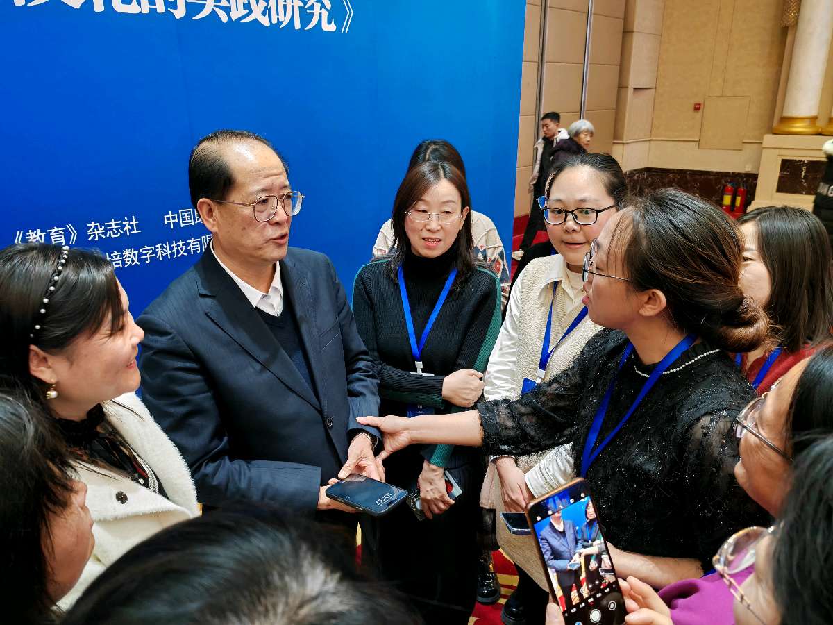 李靖水:县域文学特色教育经验交流发言稿(图14)