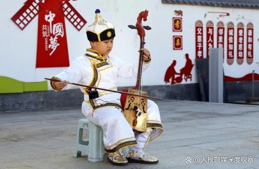 《陕西宝鸡开展寒冬送温暖暨“情暖最可爱的人”关爱老兵慰问演出》(图13)