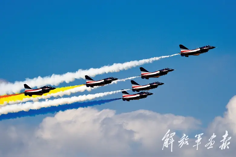 撼庭竹·珠海航展我军飞行表演（文/邹晓华）……莲叶之珠文学社（图5）