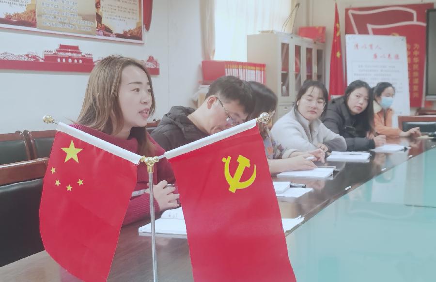 特稿：看着小老师上的课，娟儿笑成了一朵大菊花——小老师蔡逸琴上“三标道法课”引发强烈反响（图8）