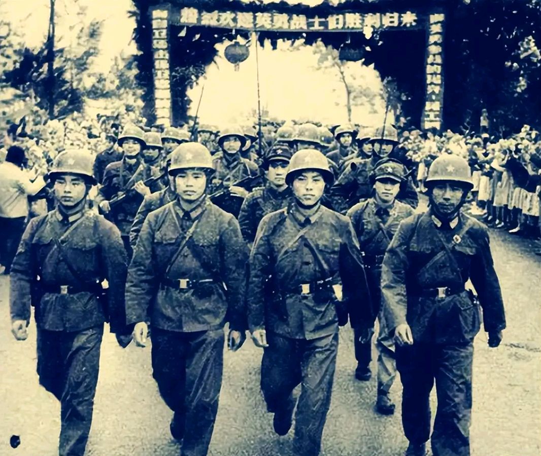 聆听 ‖ 凤凰之歌朗诵《震撼心灵的吻》作者/蒲扇（图5）