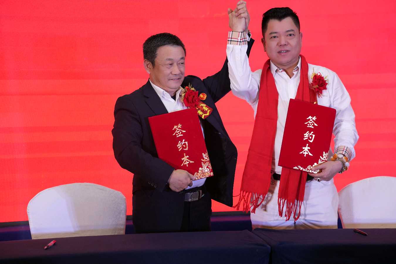 毛小宝老师书法作品签约仪式圆满落幕慈善与艺术共绽光芒（图8）