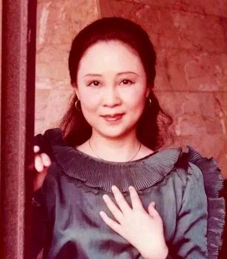 悼女作家琼瑶（两首）诗||白印良（图13）