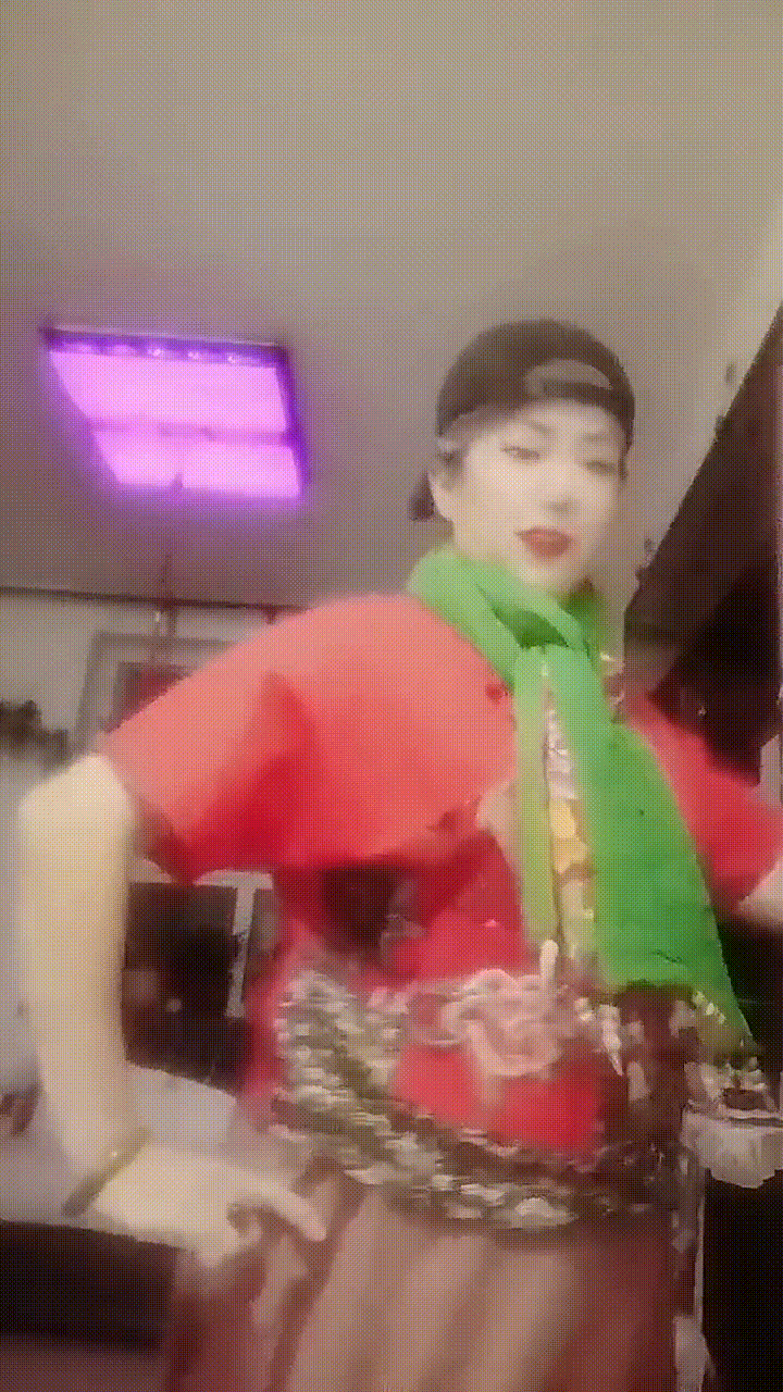 【花雨轻洒，馨声悠扬】辞旧迎新诵读诗会专刊||主持/瑞雪丰年 谢文欣 演员/张丽等20位联袂表演 精彩无限各展风采【花雨馨声】第722期（图16）
