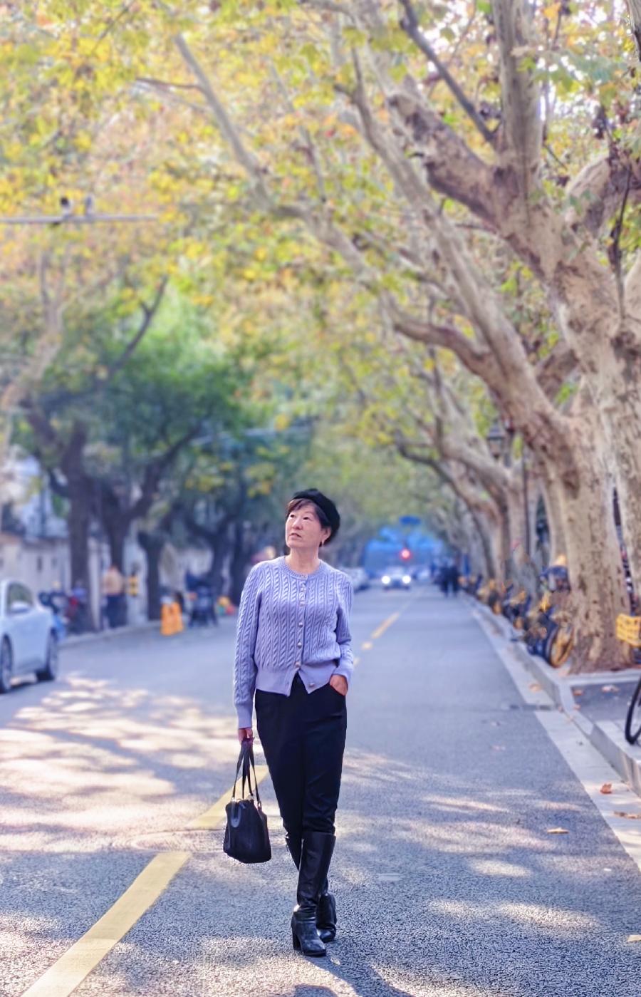 张丽莉（莉子）：徐辉朗诵《听闻你归来》海外头条（图7）