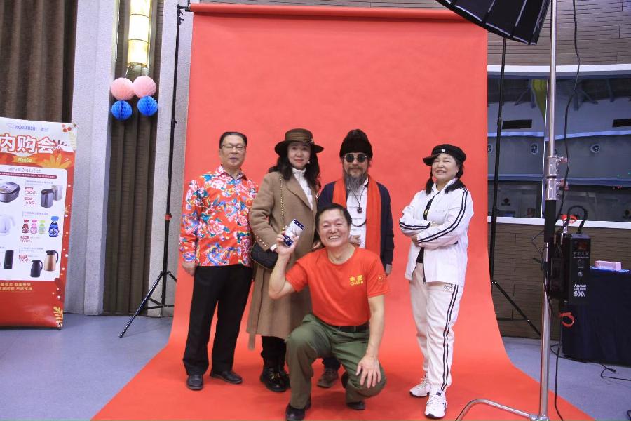 胡京老师领队打卡2024年11月22日冬至参加北京依玛铂金EOS俱乐部年度盛典现场留影与您共享！（七）（图23）