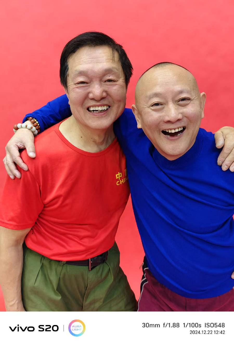 胡京老师领队打卡2024年11月22日冬至参加北京依玛铂金EOS俱乐部年度盛典现场留影与您共享！（七）（图92）
