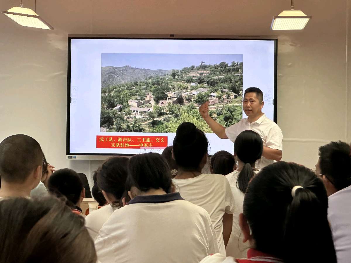 李靖水:以校园文化为磁石,吸引学子回归(图8)