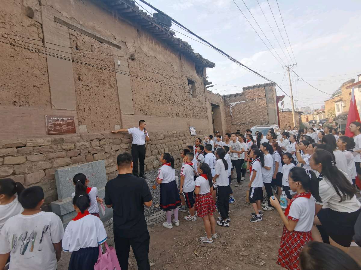 李靖水:以校园文化为磁石,吸引学子回归(图10)