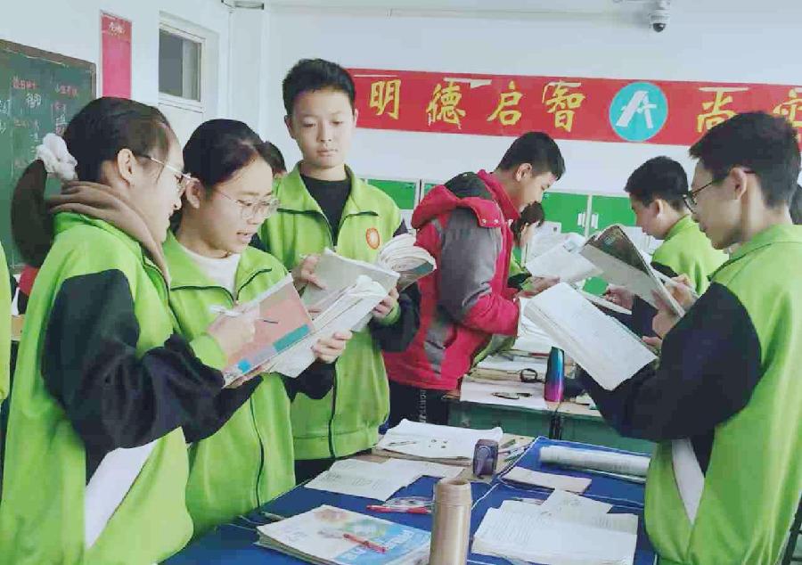 实达小老师张启萌:富贵不能淫,争当大丈夫——品读孟子《富贵不能淫》有感(图4)