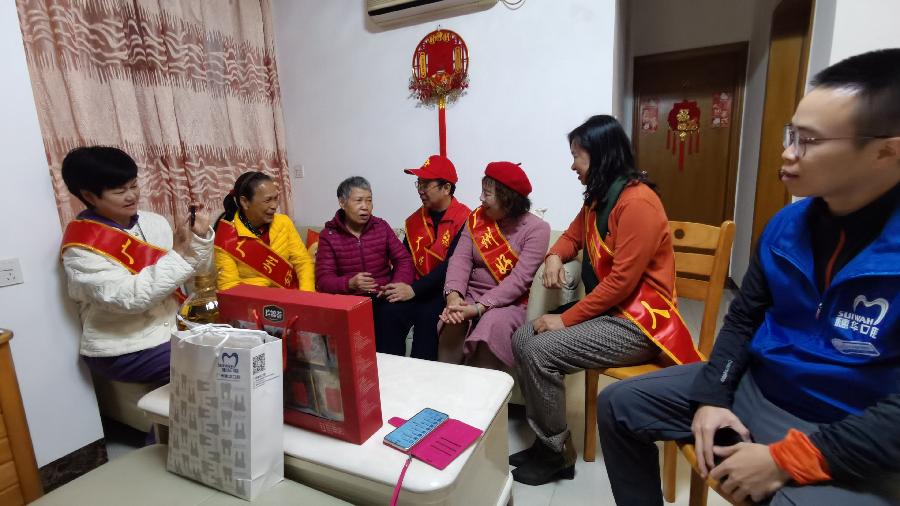 情暖退役军人罗凤莲（图2）