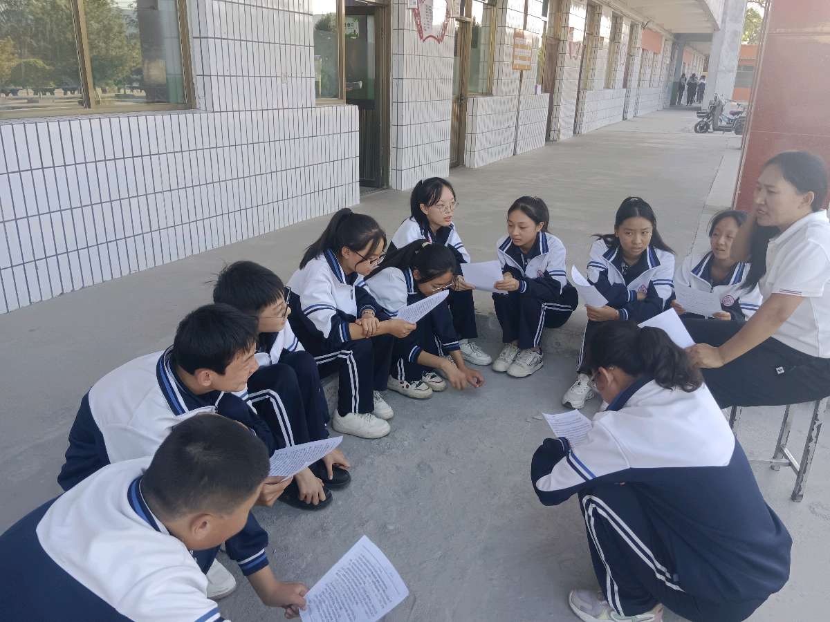李靖水：古韵今风续华章，文学薪火耀校园（图4）