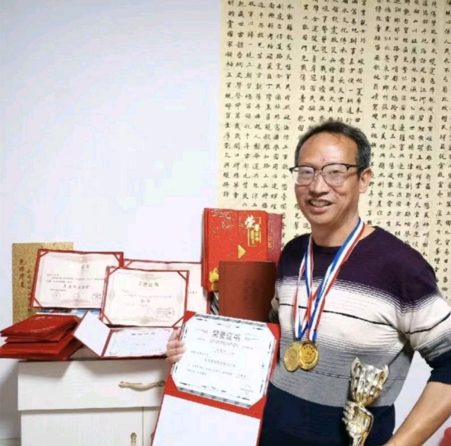 【名家风采】习近平五军御强虏》//作者;刘文兴//《情系思归客》征稿……(图9)