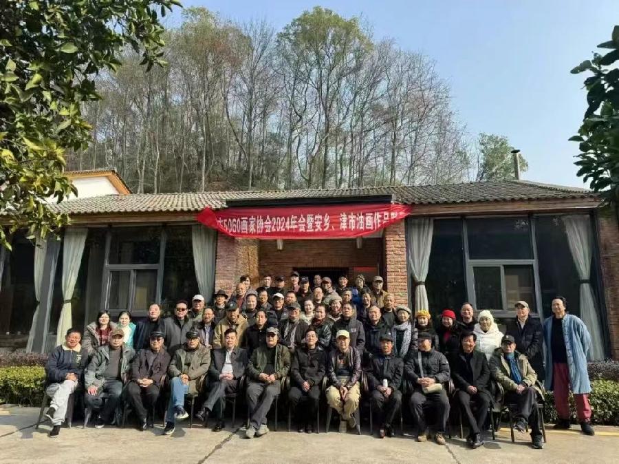 常德市5060画家协会2024年会暨安乡、津市小幅油画作品联展于1月6日在亚林美术馆隆重开幕！（图5）