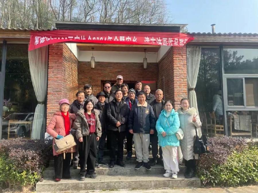 常德市5060画家协会2024年会暨安乡、津市小幅油画作品联展于1月6日在亚林美术馆隆重开幕！（图10）
