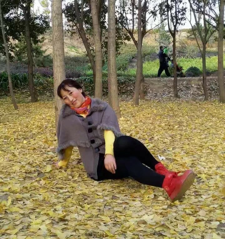 合诵：《父亲与女儿的灵魂对话》作者||秦颖-朗诵者||紫云金翅雕· 笑对人生· 微笑｜海外头条（图7）