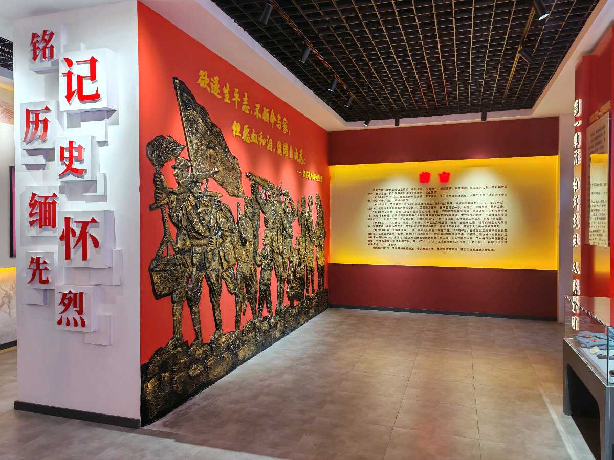 李靖水：根植文化沃土，绽放校园文学之花（图8）