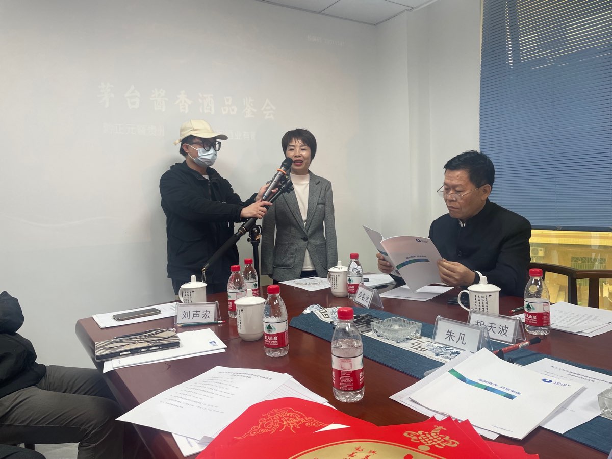 折翼天使_文／王石白雨_京津沪头条（图3）