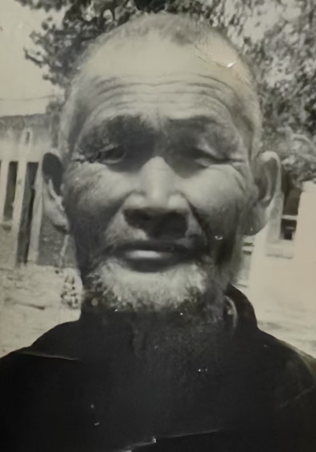 父亲我心中的月亮,作者:王埃锁