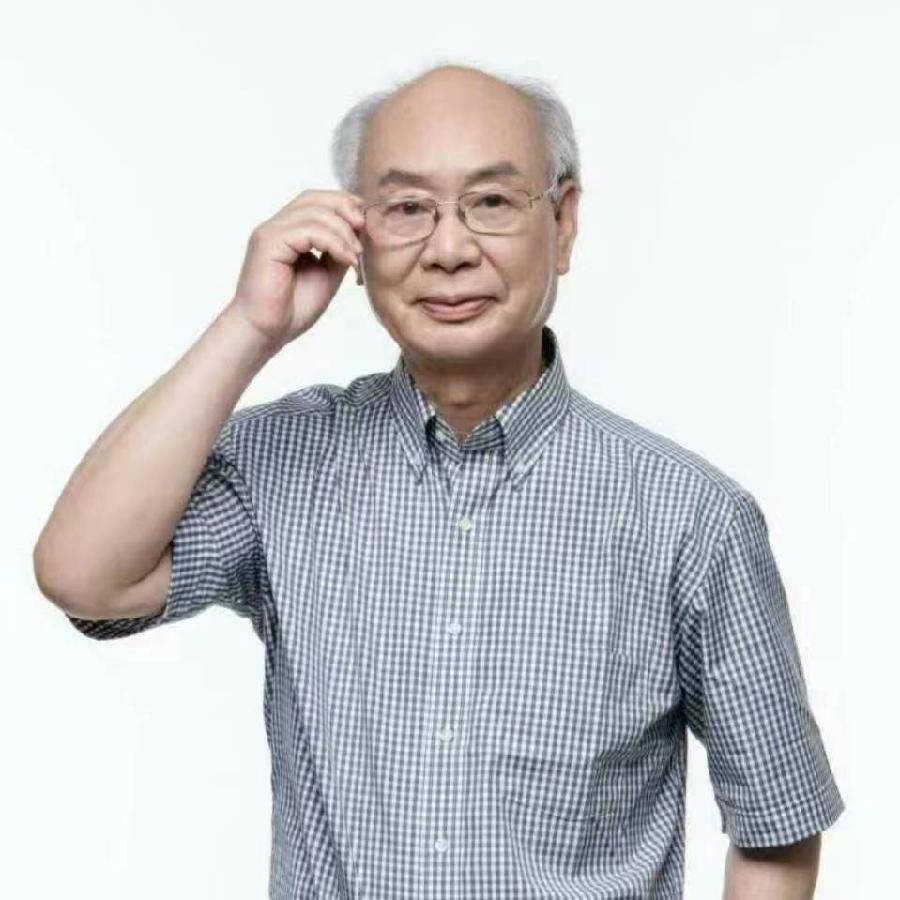 华万里：《夜之美人》海外头条（图6）