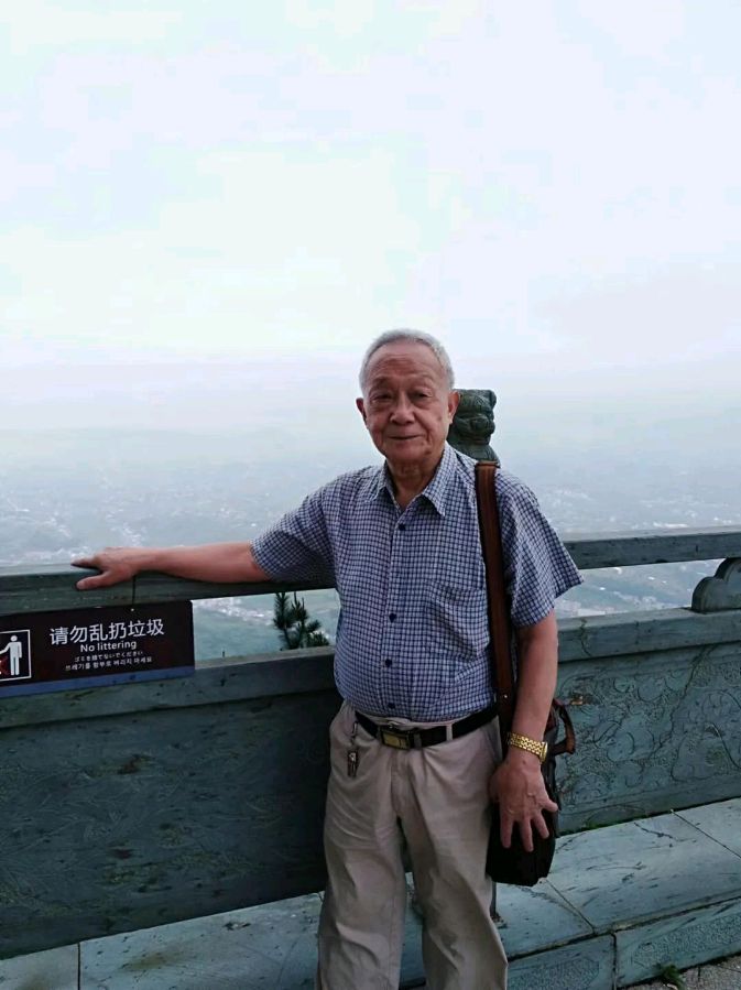 走近大伽黄自华 ◎刘富道 董宏量 徐力（图2）