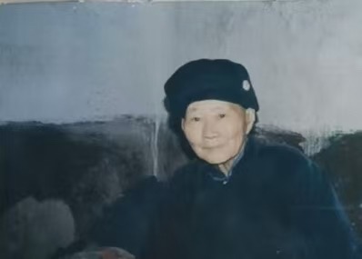 妈妈我心中的太阳,作者:王埃锁(图2)