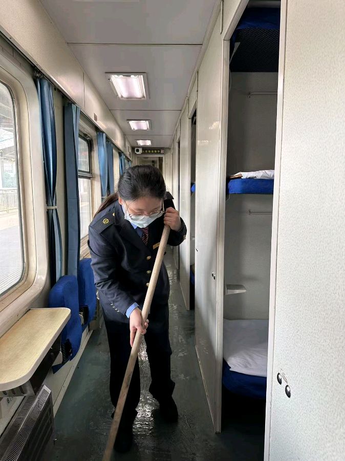 「春运快报」涪工春运团旗红‖涪陵工务段关团联手兵分三路战春运（图24）