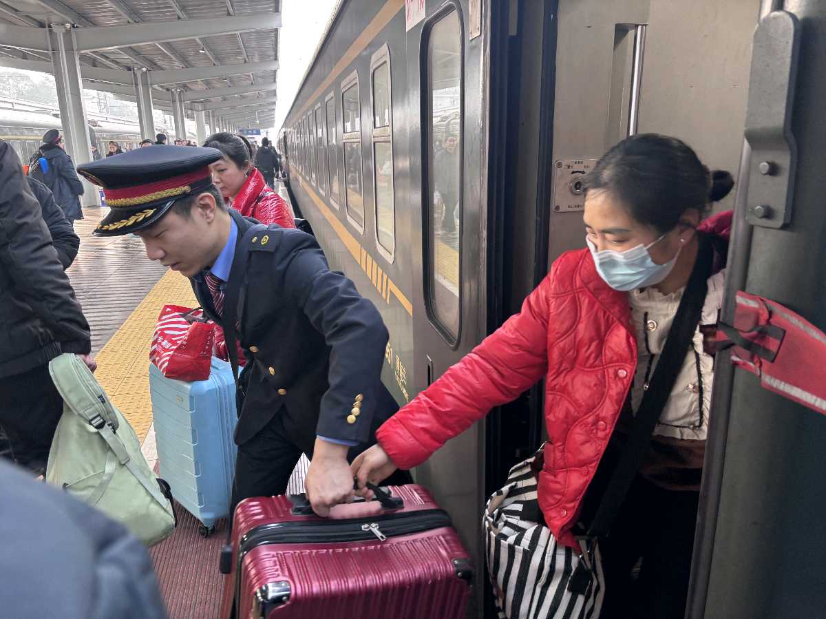 「春运快报」涪工春运团旗红‖涪陵工务段关团联手兵分三路战春运（图30）